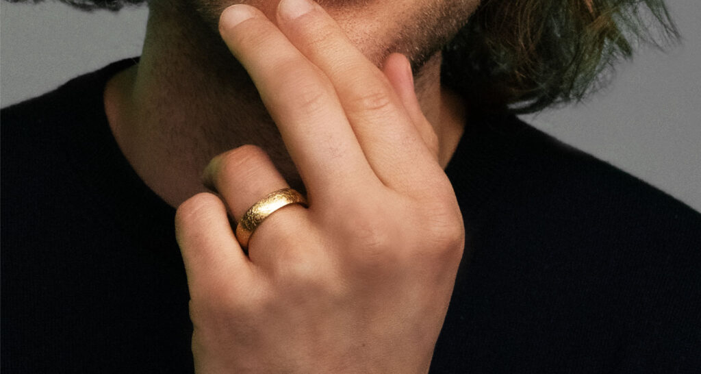 結婚指輪選びで失敗しない！
重視すべきはデザインより着け心地