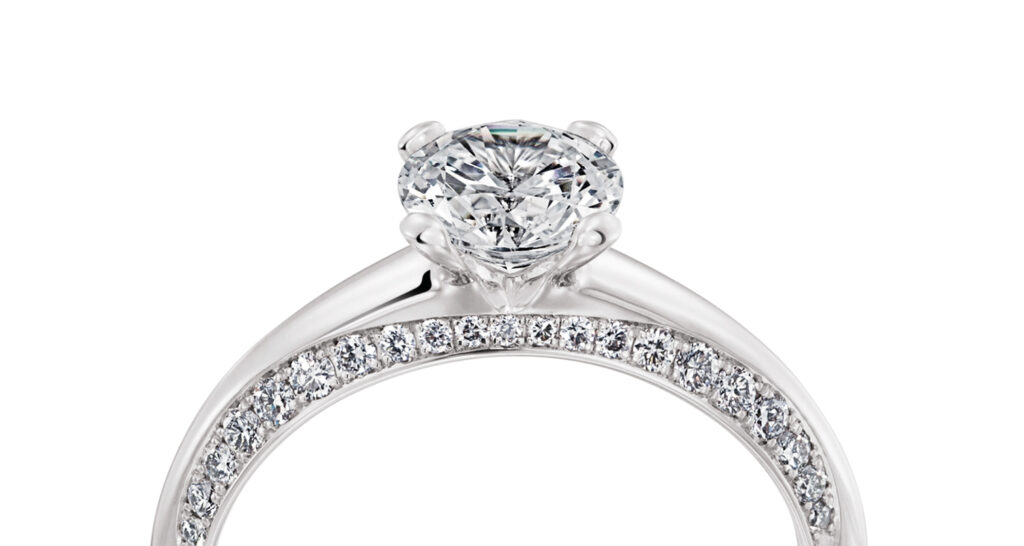 プロポーズの婚約指輪